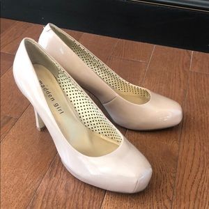 Steve Madden Nude Patent Pump Size 6.5